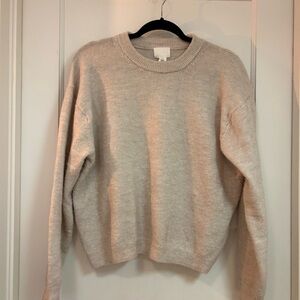 H&M Women's Beige Crew Neck Sweater